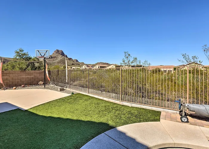 Modern Tucson W/ Patio + Saltwater Pool!