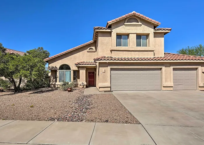 Holiday home Modern Tucson W/ Patio + Saltwater Pool! Avra